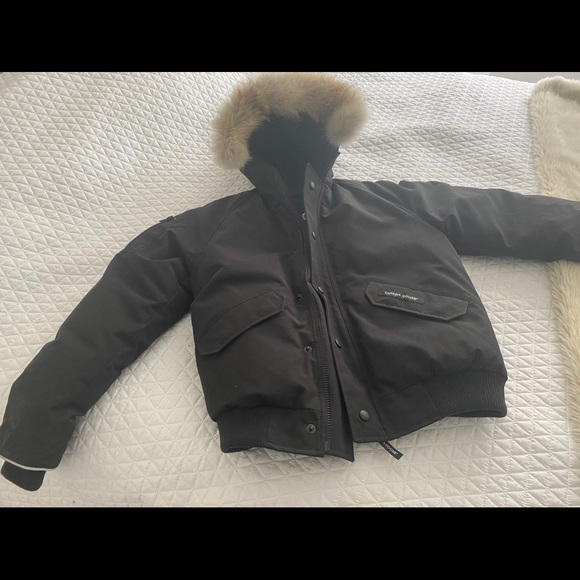 Authentic Canada goose jacket - Picture 1 of 7